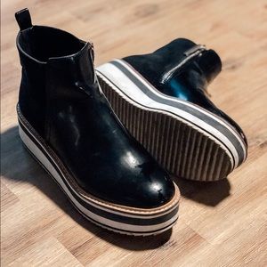 Platform boots◾️